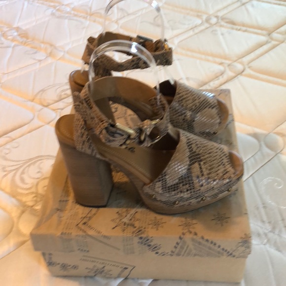 Free People Shoes - BOGO free  💕Free People Justine Platform💕